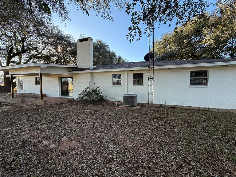 2529 State Highway 11 W — Photo 30