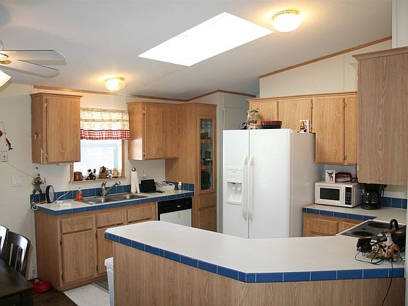 5th image of 40403 N Shore Dr