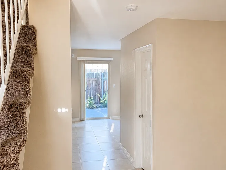 7913 Pinehurst Dr — Photo 4