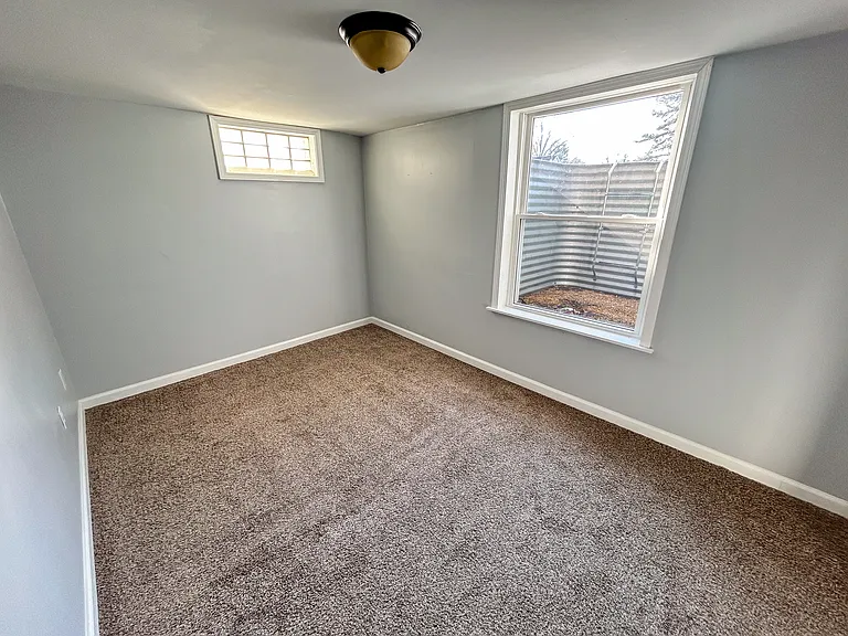 5846 N Keystone Ave — Photo 25