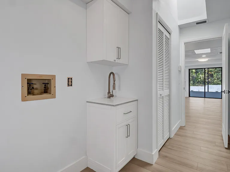 4907 Parson Brown Ln — Photo 5