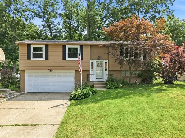 805 Trumbull Dr, Niles, OH 44446
