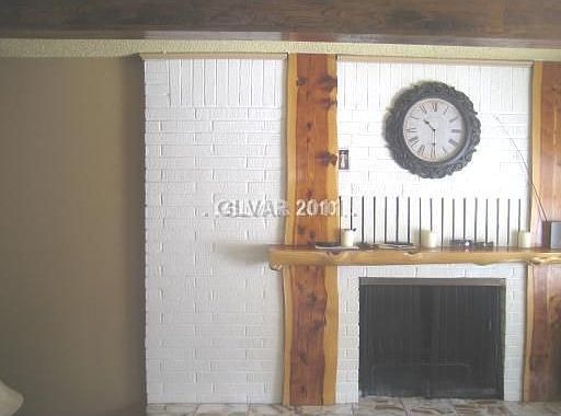 2nd image of 110 Beech St