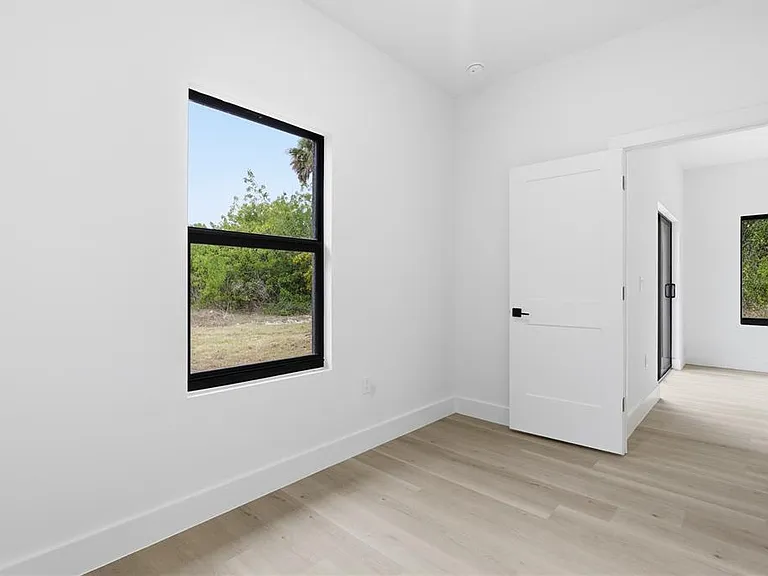 3537 Enid Ln — Photo 19