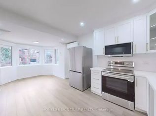8 Laxton Ave #1A, Toronto, ON M6K1K9