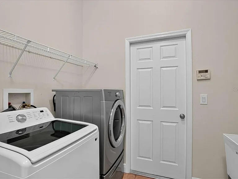 5218 Lake Toscana Dr — Photo 35