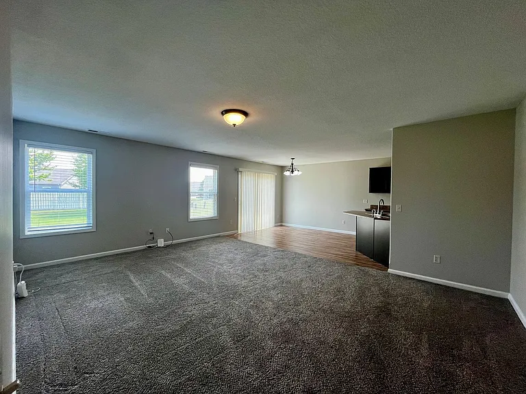 4367 Timber Creek Pkwy — Photo 6