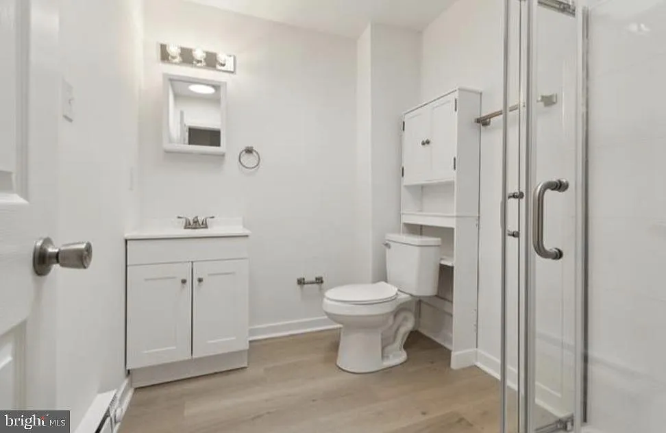 2 bed, 700 sqft, $1,350 — Photo 3