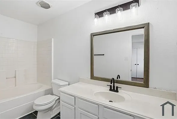 5812 Giddyup Ln — Photo 20