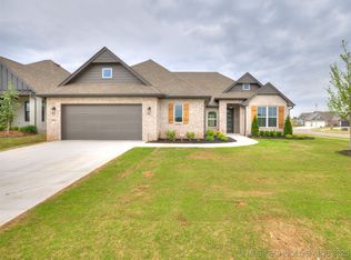 803 E Fulton St, Broken Arrow, OK 74012