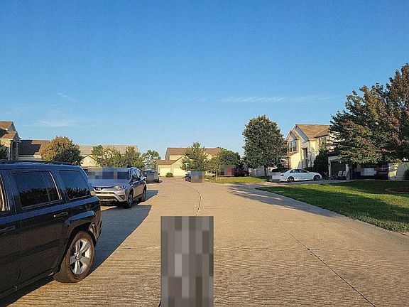 4th image of 23708 W 94th Ter