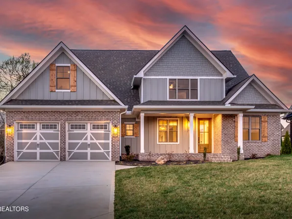 2211 Misty Mountain Cir, Knoxville, TN 37932