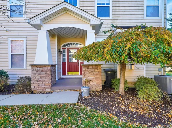 43 Woodside Knolls Drive, Middletown, NY 10940