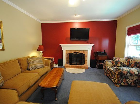 5th image of 1275 Cedar Brook Dr