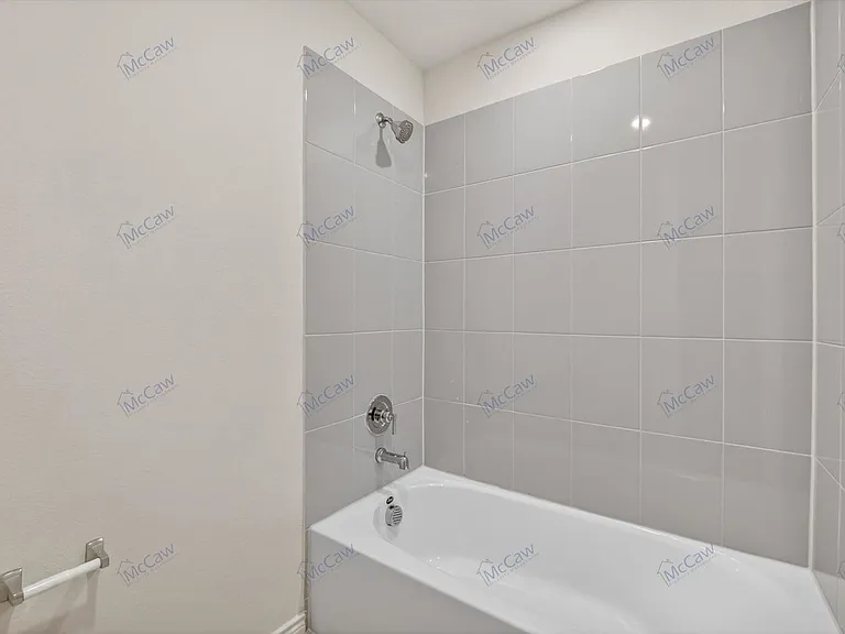 1209 Hopes Lake Dr — Photo 13