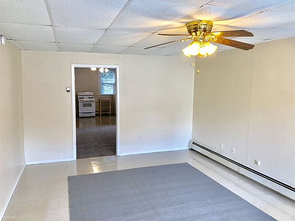 E1BE2D4D-60CA-4B9B-B560-0E317014DBEB