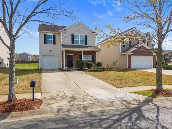 9006 Corey Common Ave, Charlotte, NC 28216