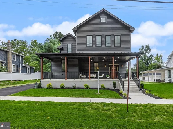 8 Chapel Ave, Medford, NJ 08055