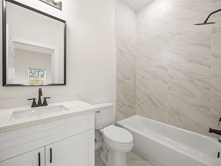 9709 Pelsey St #B — Photo 13