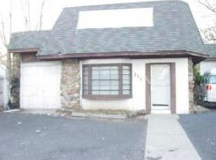 213 Sanford St, East Orange, NJ 07018