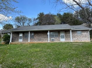 616 Commanche Dr, Newport, TN 37821