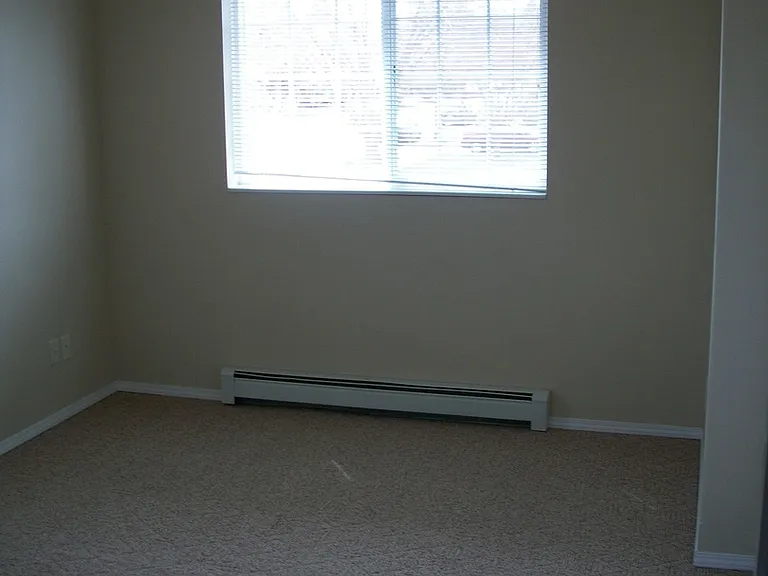 1304 W Babcock St #D — Photo 18