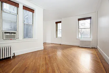 Rented by Avi Nash Associates