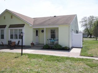 1311 Vermont Ave APT D, Cape May, NJ 08204