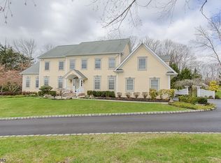 9 Holmes Ct, Morristown, NJ 07960