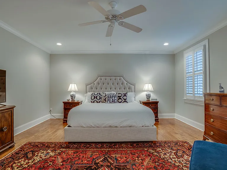 2424A Abbott Martin Rd — Photo 31