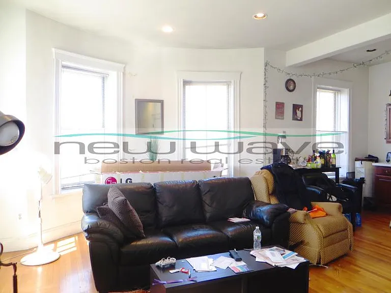 1750 Washington St #2 — Photo 13