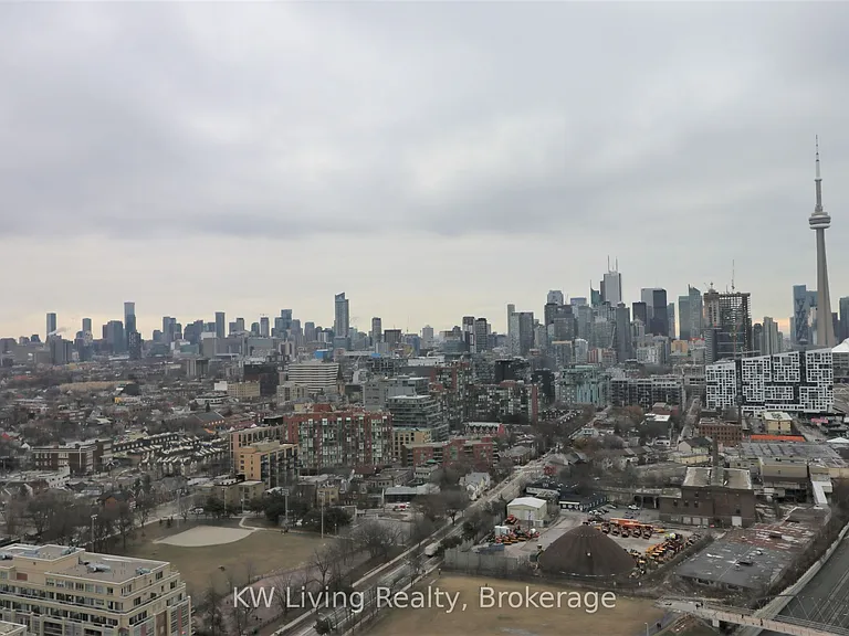19 Western Battery Rd #3120 — Photo 23