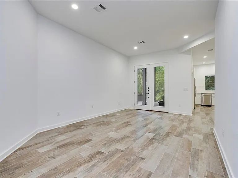 6030 Mount Bonnell Cv #DOWNSTAIRS — Photo 6