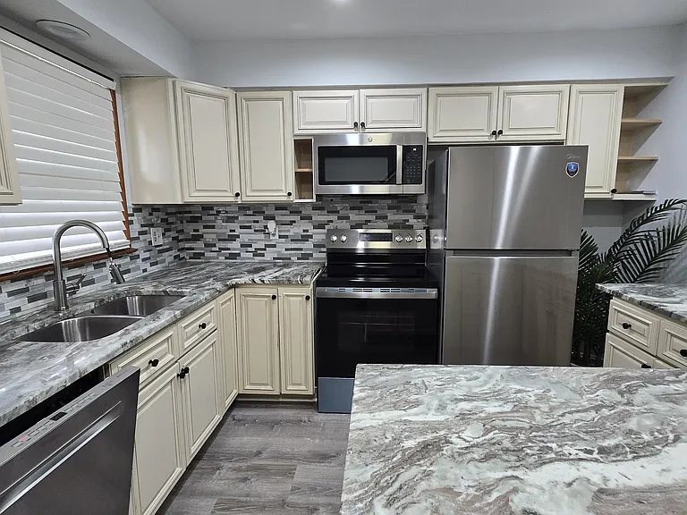1025 Carolina Rd — Photo 7