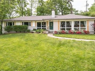 10 Sona Ln, Saint Louis, MO