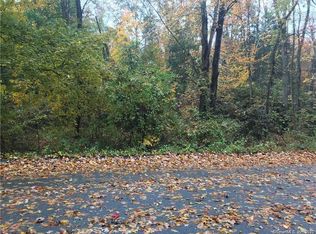 72 Lucas Park Rd, Norwich, CT 06360