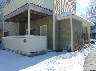 104 Monmouth Way, Halfmoon, NY 12065