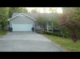 2008 Richmond Dr NE, Dalton, GA 30721