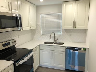 6690 SW 12th St APT 7, West Miami, FL, 33144