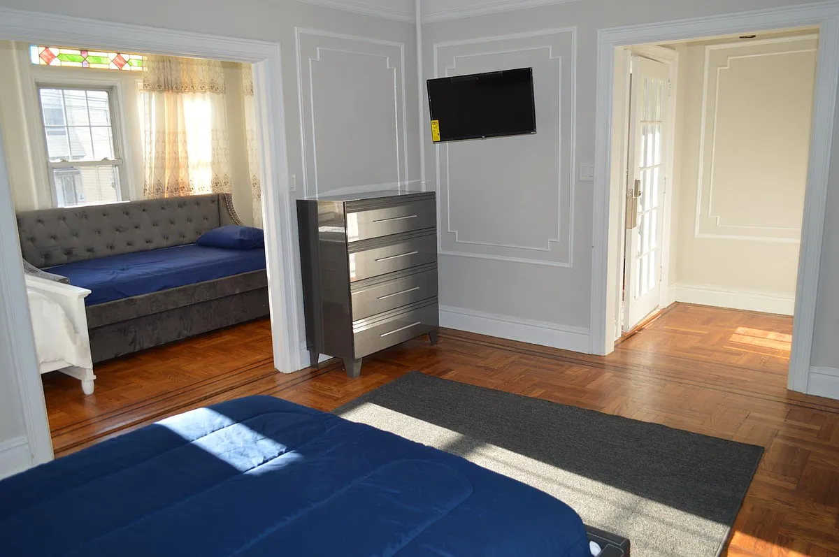 Building Photo - 286 Fulton Ave #1