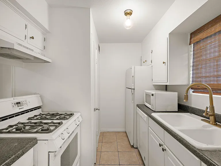 1700 Houston St #202 — Photo 10