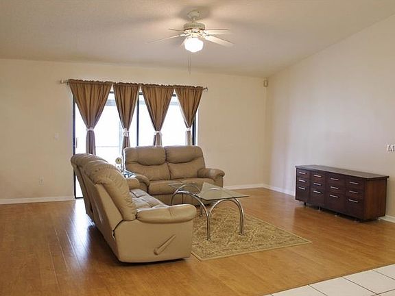 3rd image of 10960 Dearden Cir
