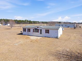 9976 Lake Swamp Rd, Nichols, SC 29581