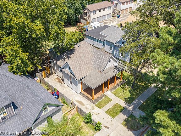 3rd image of 411 N 21st St