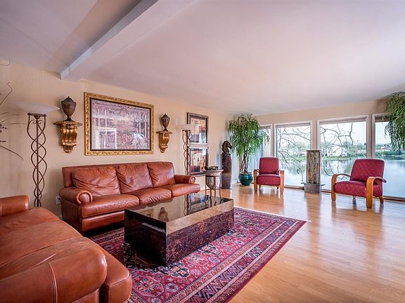 2nd image of 543 Laketower Dr Unit 137