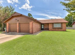 1503 High Trail Rd, Norman, OK 73071