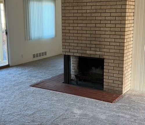 3rd image of 2913 Alvarado Dr NE