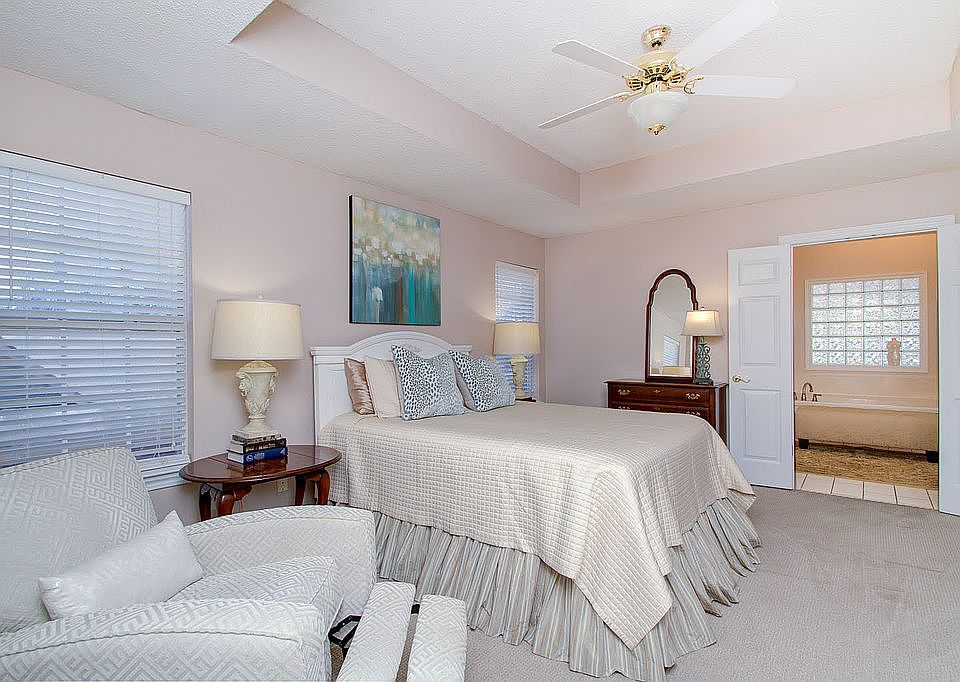 1st image of 6409 Magnolia Place Ct N