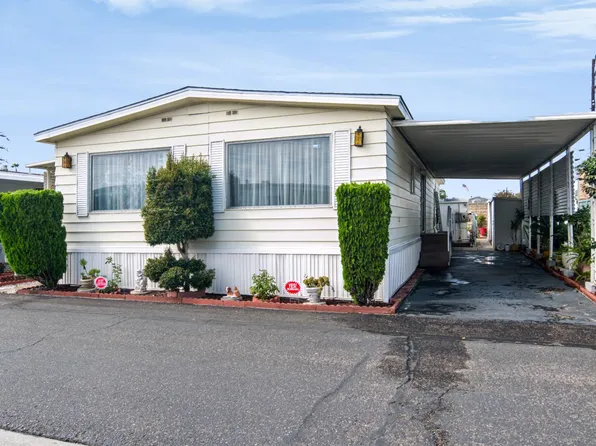 193050 S Ward St #12, Huntington Beach, CA 92646