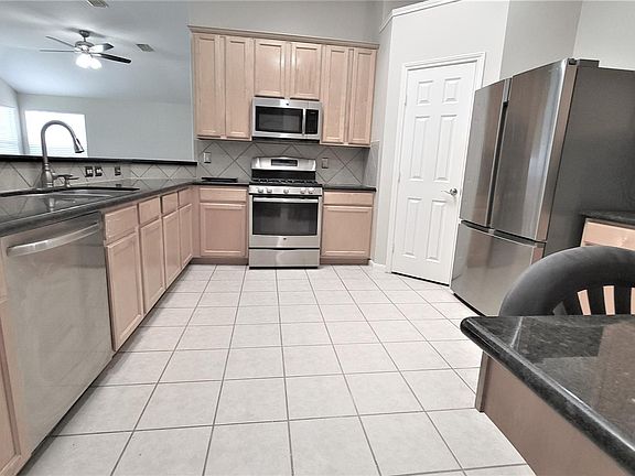 5th image of 5615 Capella Park Dr